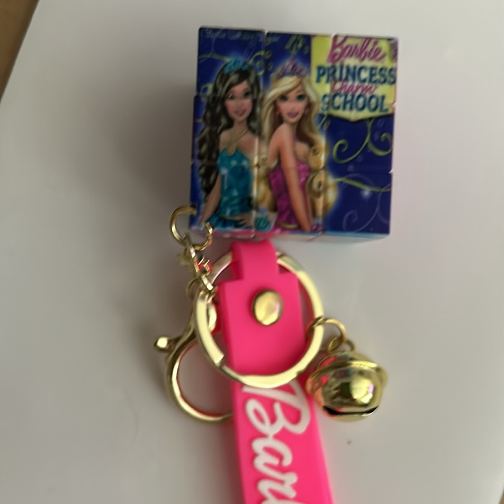 Barbie Keychains - Picture 8 of 9